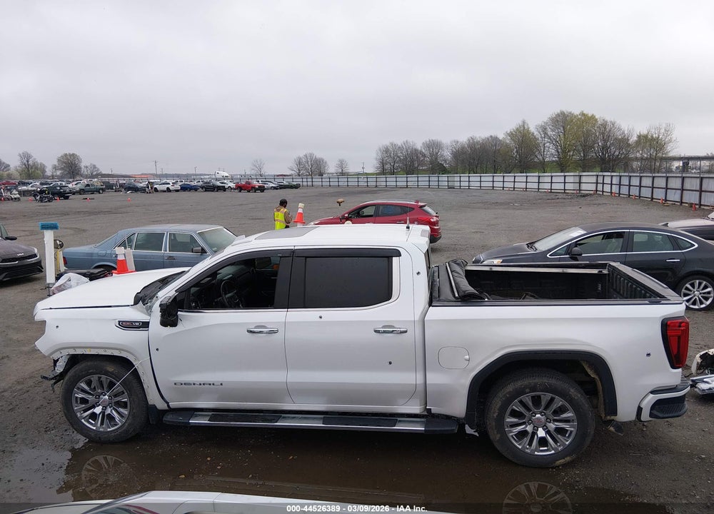 2021 GMC SIERRA 1500 4WD  SHORT BOX DENALI VIN: 3GTU9FEL2MG454815