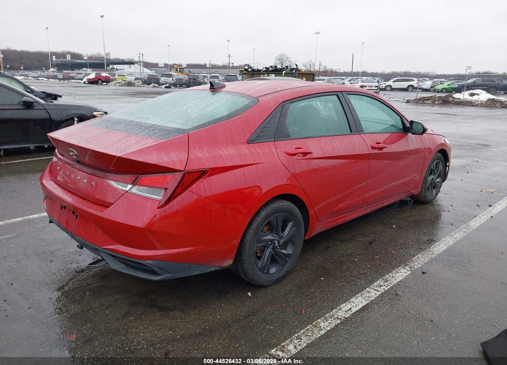 2022 HYUNDAI ELANTRA SEL VIN: KMHLS4AG4NU293326