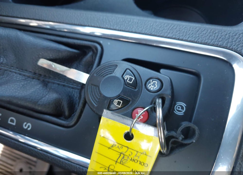 2018 FORD ESCAPE SEL VIN: 1FMCU0HD7JUA52594