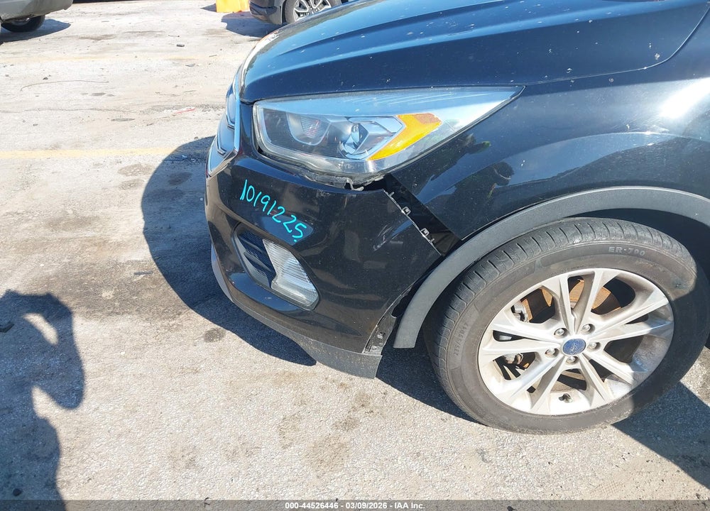 2018 FORD ESCAPE SEL VIN: 1FMCU0HD7JUA52594