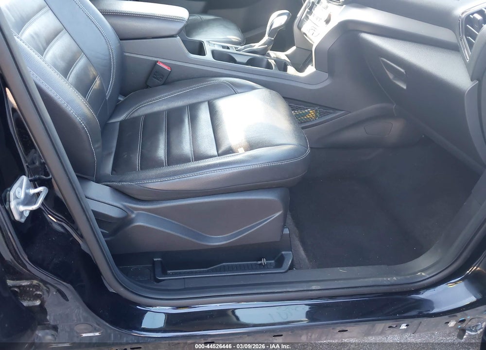 2018 FORD ESCAPE SEL VIN: 1FMCU0HD7JUA52594