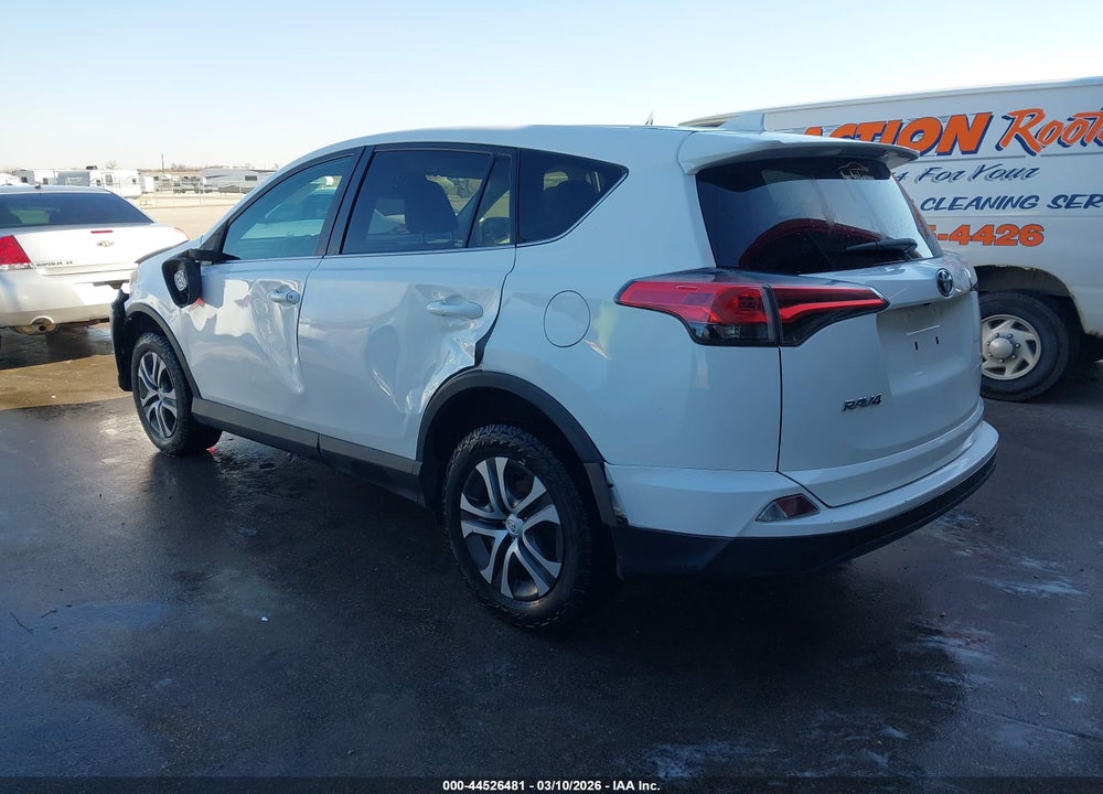 2018 TOYOTA RAV4 LE VIN: 2T3BFREV2JW740775