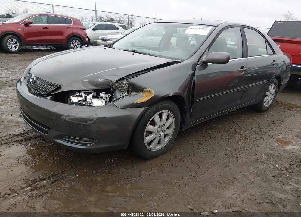 2002 TOYOTA CAMRY XLE VIN: 4T1BE30K32U566285