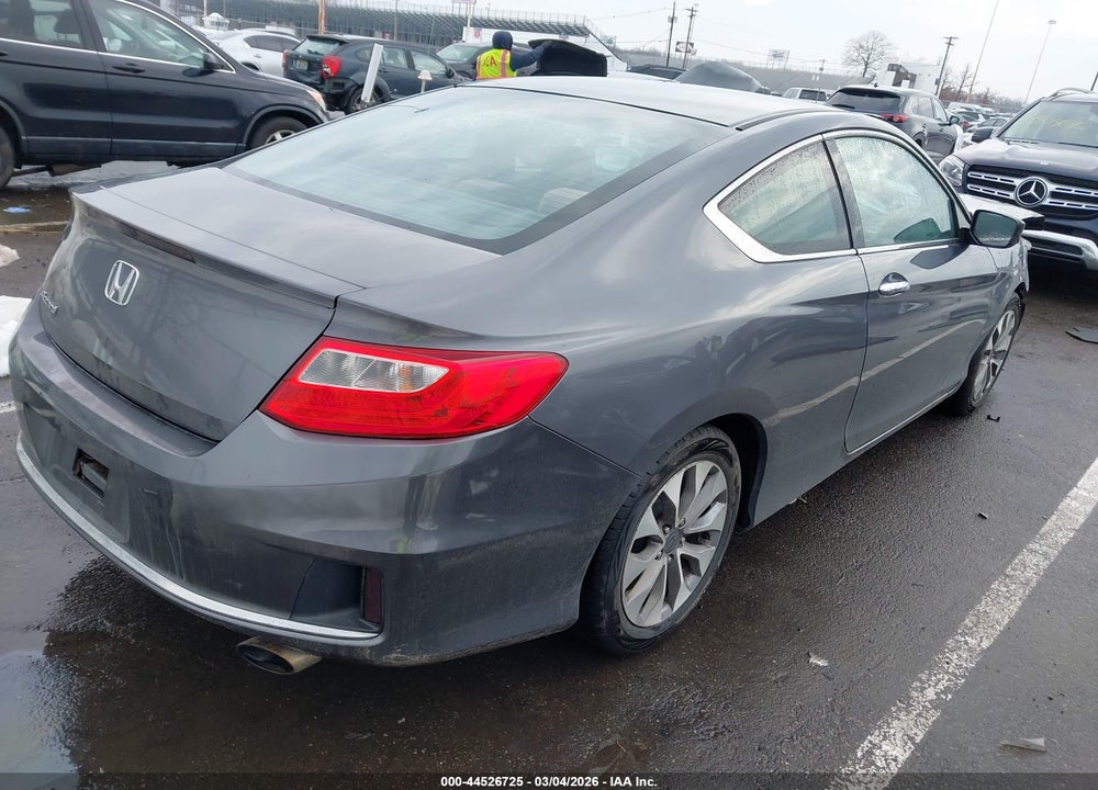 2013 HONDA ACCORD LX-S VIN: 1HGCT1B38DA024422