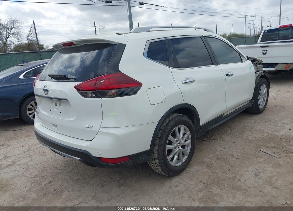 2019 NISSAN ROGUE SV VIN: 5N1AT2MT3KC702807