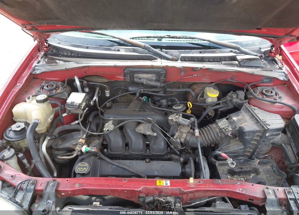 2001 FORD ESCAPE XLS VIN: 1FMYU02101KA45986