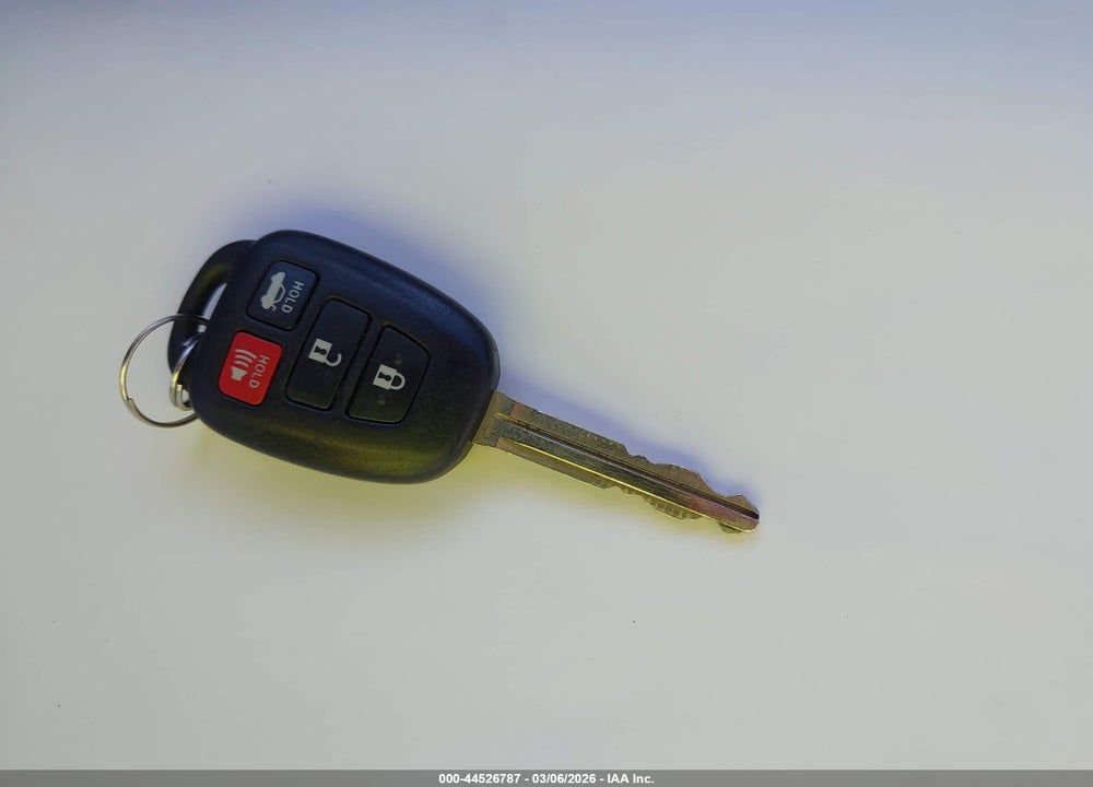 2012 TOYOTA CAMRY LE VIN: 4T1BF1FKXCU551972