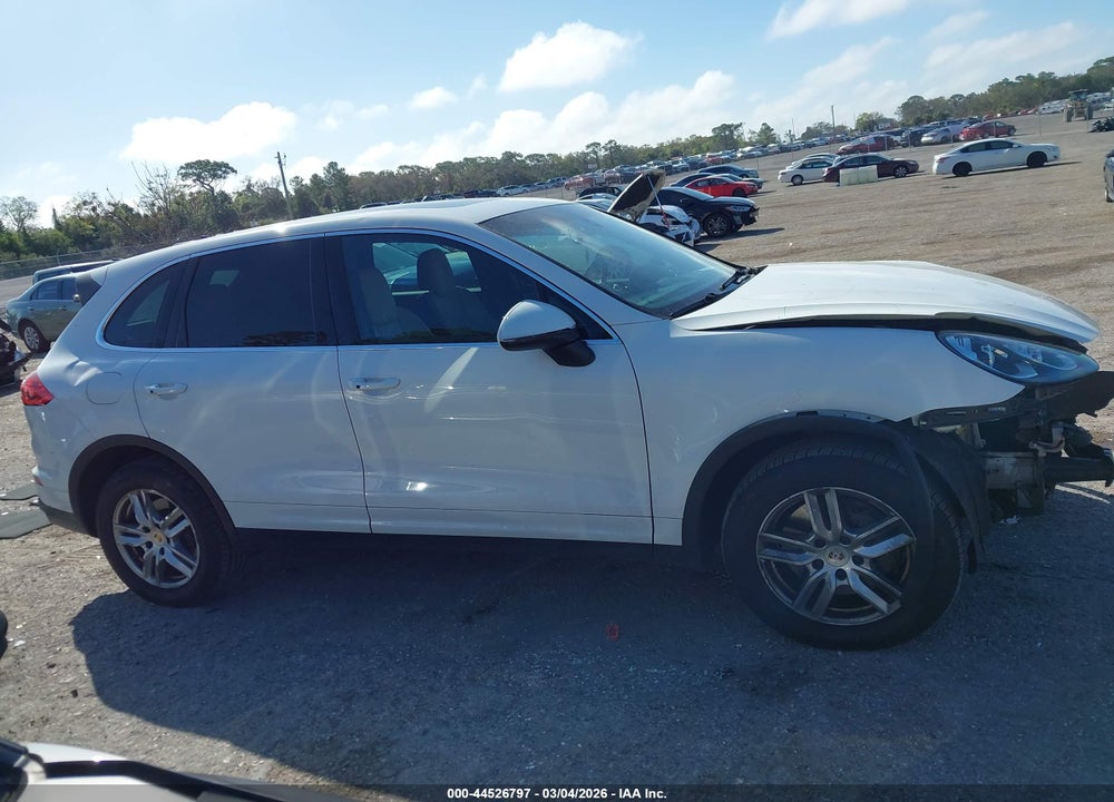 2018 PORSCHE CAYENNE PLATINUM EDITION VIN: WP1AA2A29JKA01679
