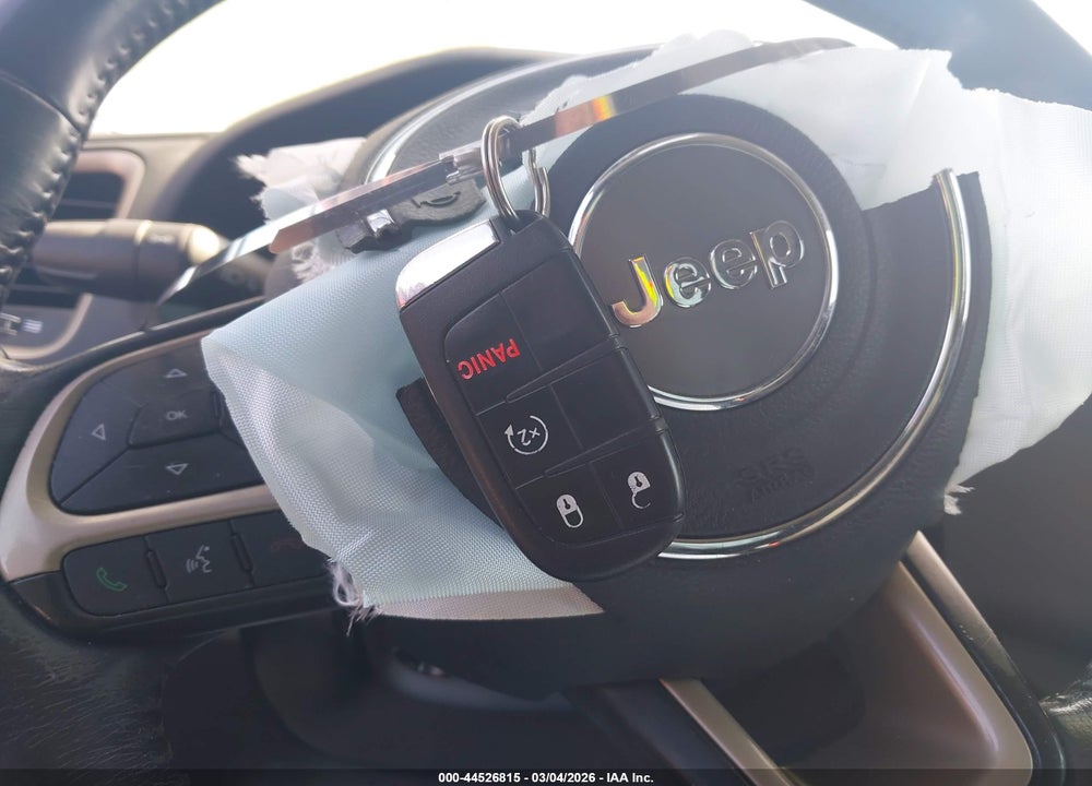 2017 JEEP RENEGADE LATITUDE FWD VIN: ZACCJABB2HPE44274