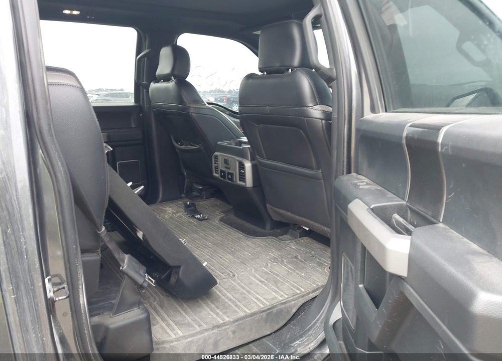 2018 FORD F-150 RAPTOR VIN: 1FTFW1RG2JFA17749