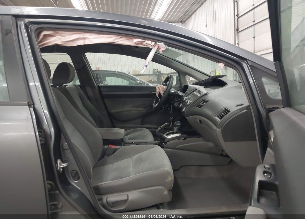 2010 HONDA CIVIC LX VIN: 19XFA1F53AE036869