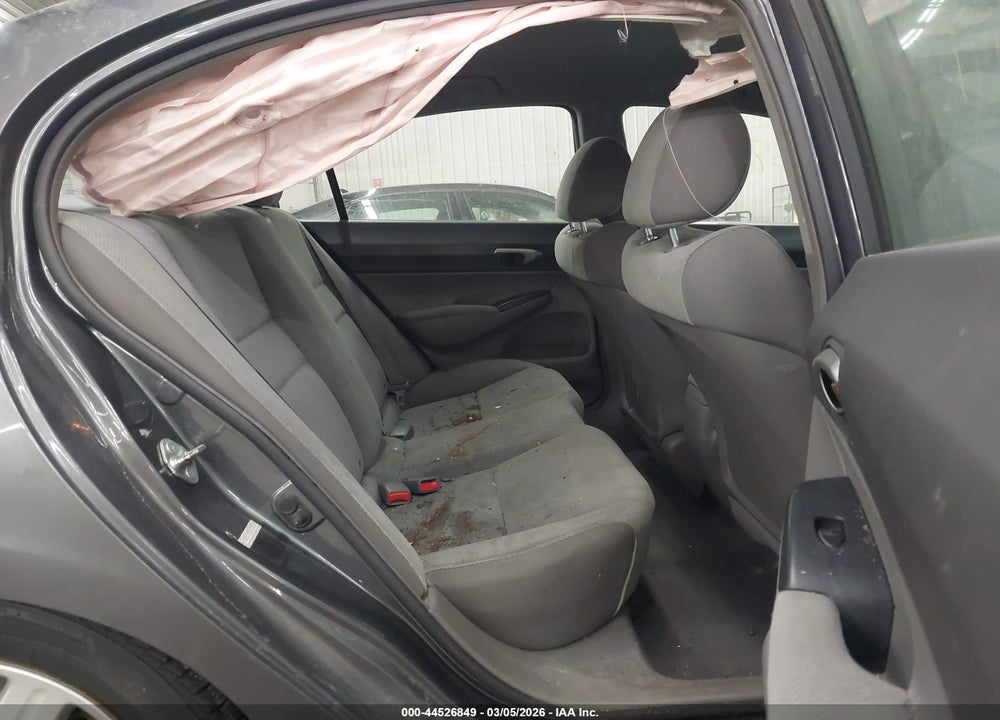 2010 HONDA CIVIC LX VIN: 19XFA1F53AE036869