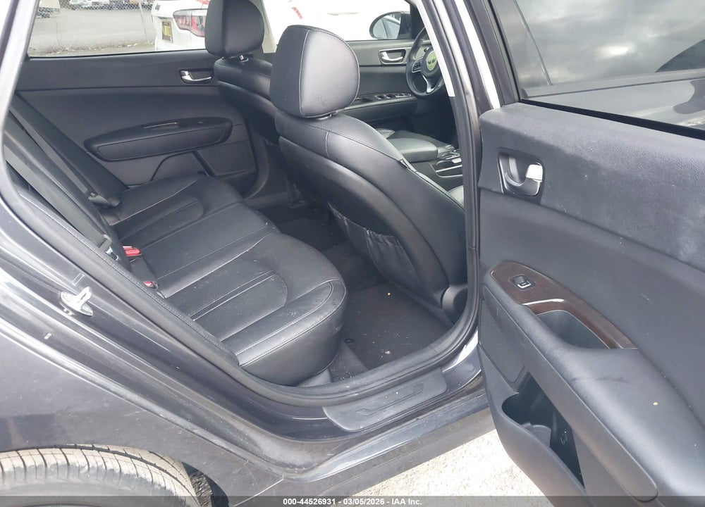 2018 KIA OPTIMA EX VIN: 5XXGU4L39JG225629