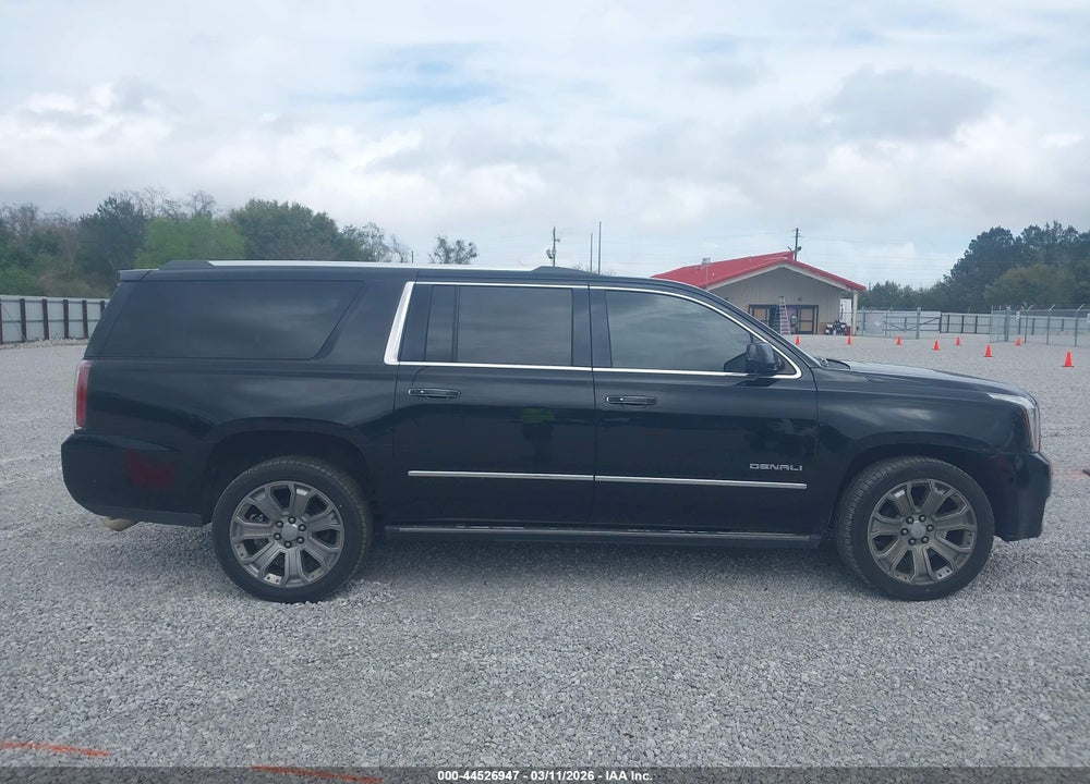 2016 GMC YUKON XL DENALI VIN: 1GKS2HKJ1GR394142