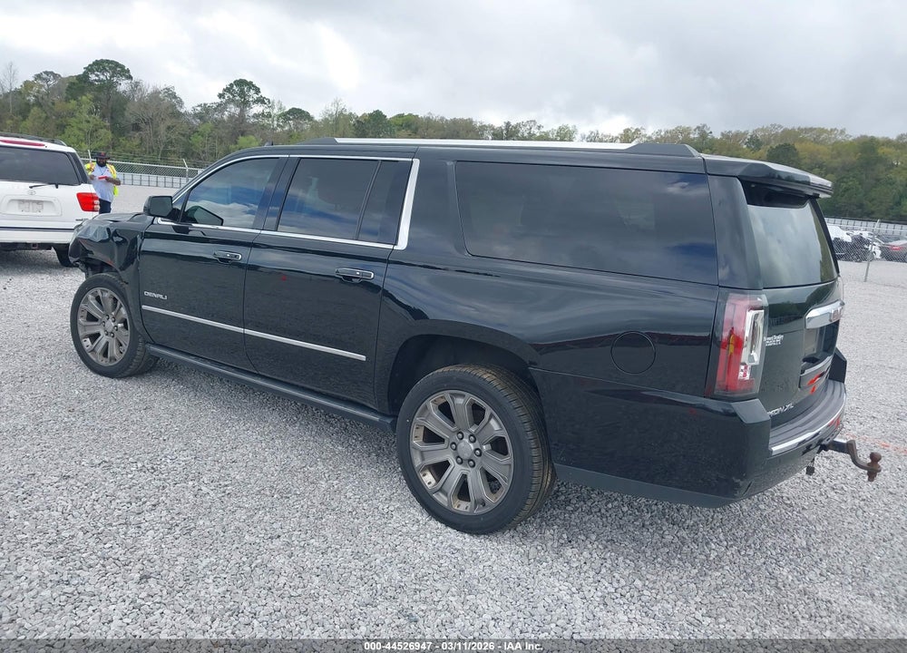 2016 GMC YUKON XL DENALI VIN: 1GKS2HKJ1GR394142