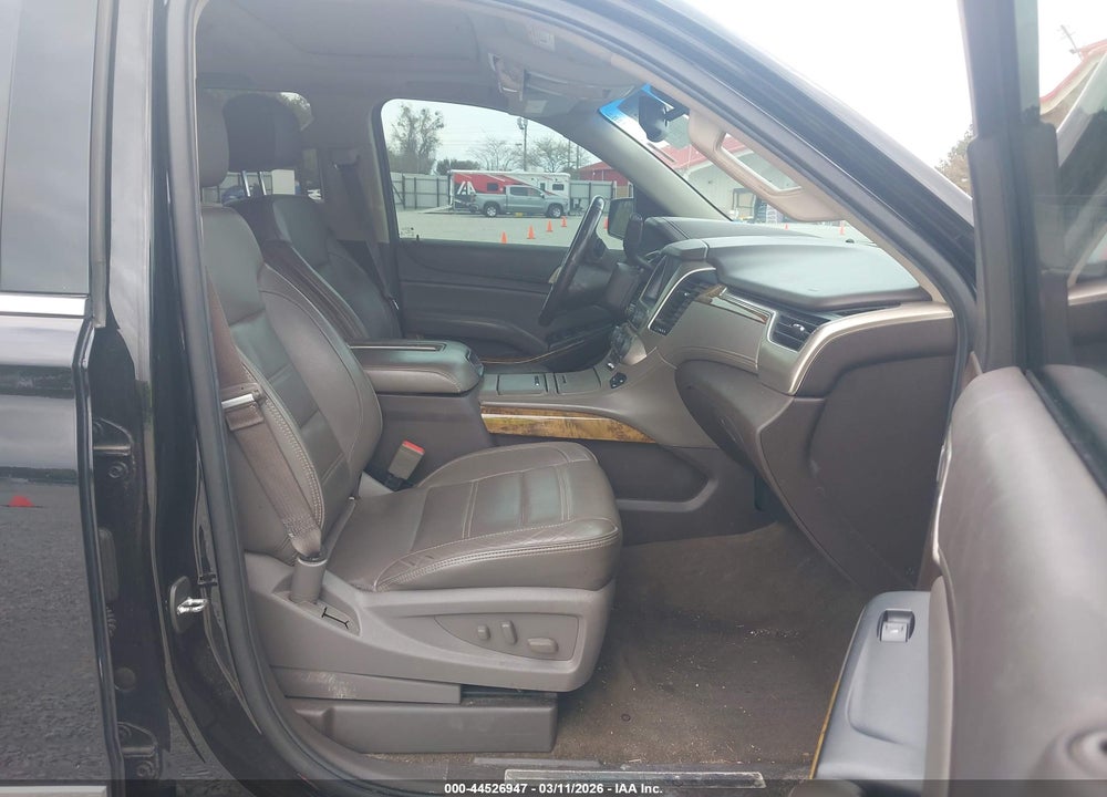 2016 GMC YUKON XL DENALI VIN: 1GKS2HKJ1GR394142