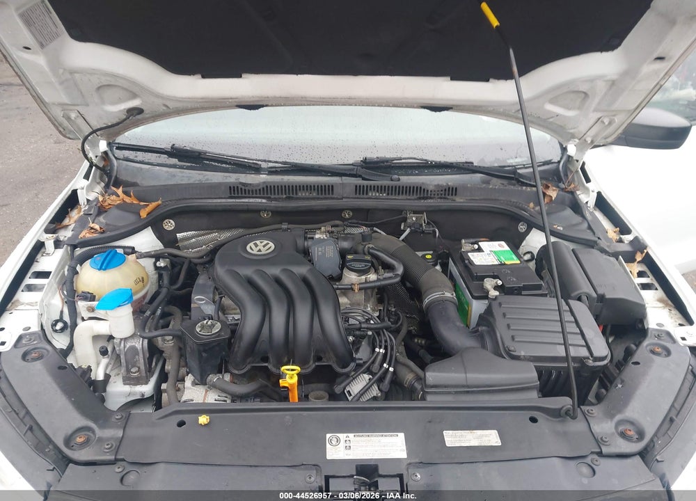2015 VOLKSWAGEN JETTA 2.0L S VIN: 3VW1K7AJ8FM253181