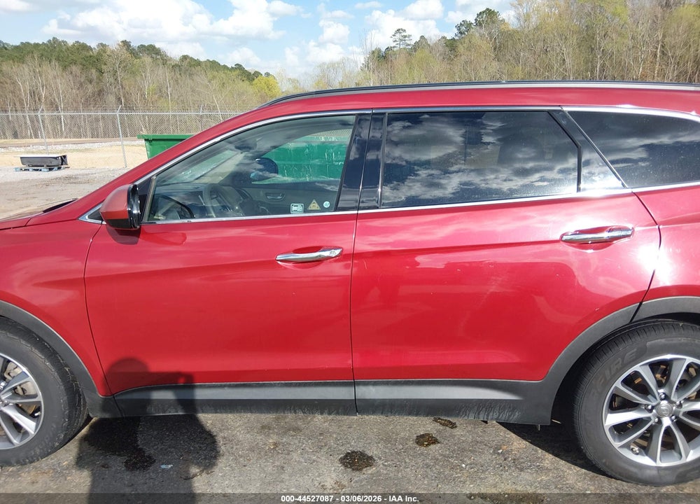 2017 HYUNDAI SANTA FE VIN: KM8SMDHF0HU208537