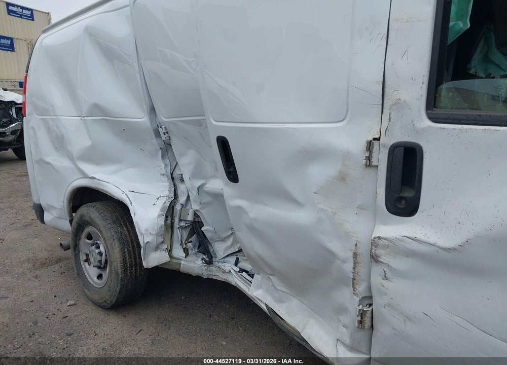 2023 CHEVROLET EXPRESS CARGO RWD 2500 REGULAR WHEELBASE WT VIN: 1GCWGAFP4P1232153
