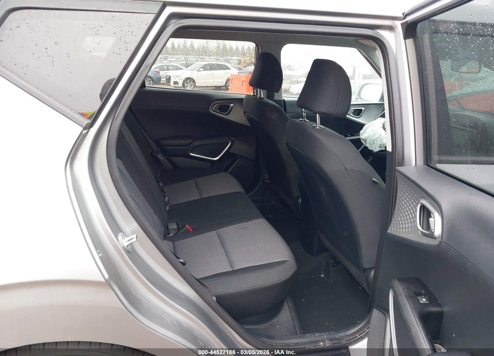 2023 KIA SOUL LX VIN: KNDJ23AU2P7854703