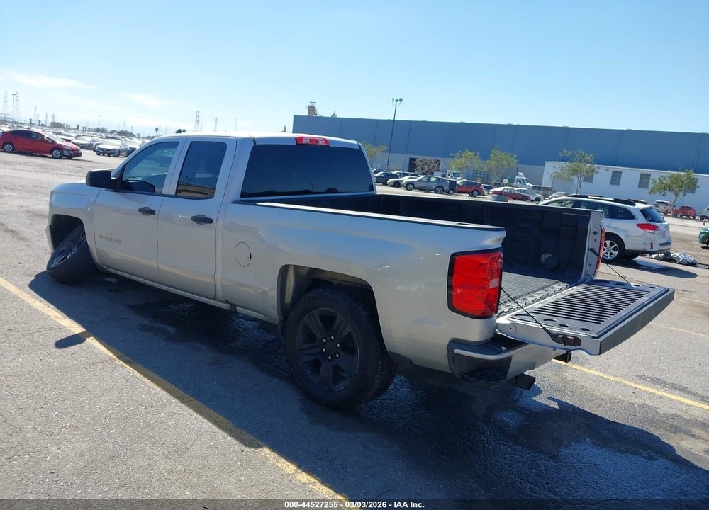 2018 CHEVROLET SILVERADO 1500 CUSTOM VIN: 1GCRCPEC2JZ330052