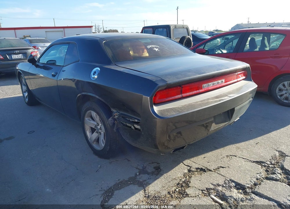 2013 DODGE CHALLENGER SXT VIN: 2C3CDYAG9DH607340
