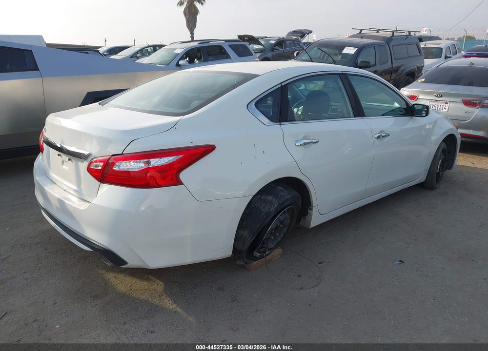 2017 NISSAN ALTIMA 2.5/S/SV/SL/SR VIN: 1N4AL3AP7HC116305