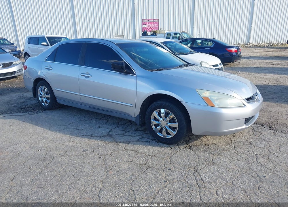 2005 HONDA ACCORD 2.4 LX VIN: 3HGCM564X5G704669