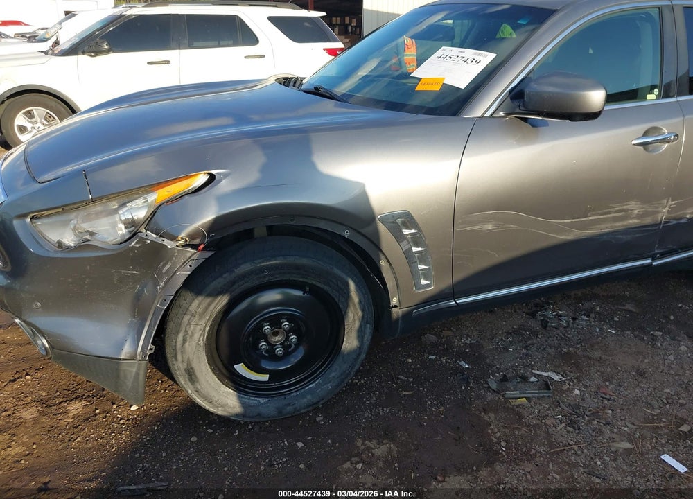 2013 INFINITI FX37 VIN: JN8CS1MU0DM141213