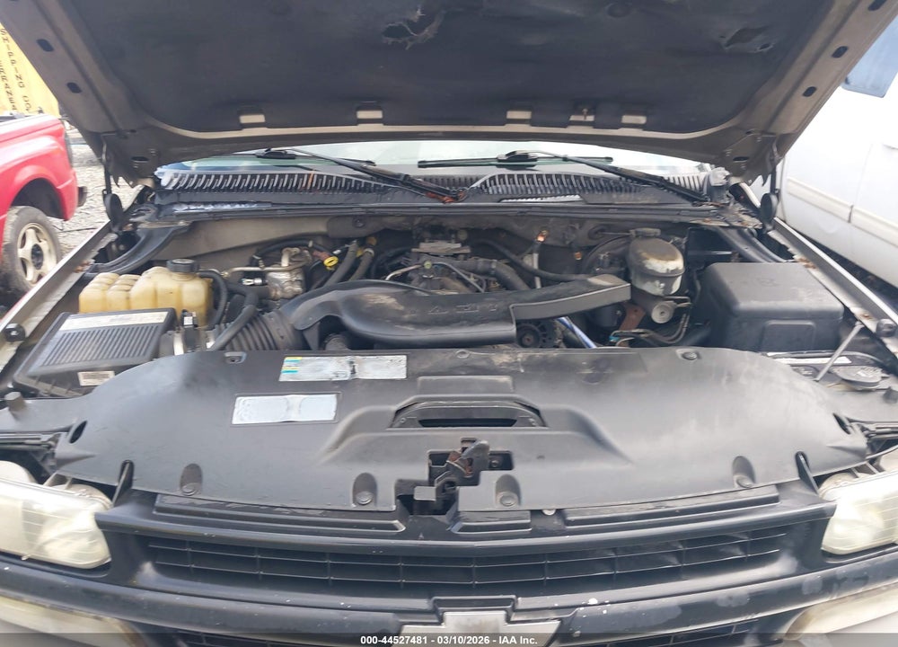 2003 CHEVROLET TAHOE LT VIN: 1GNEC13Z03R288865