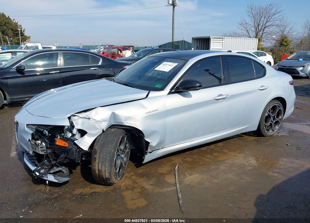2025 ALFA ROMEO GIULIA AWD VIN: ZARFANAN4S7689426