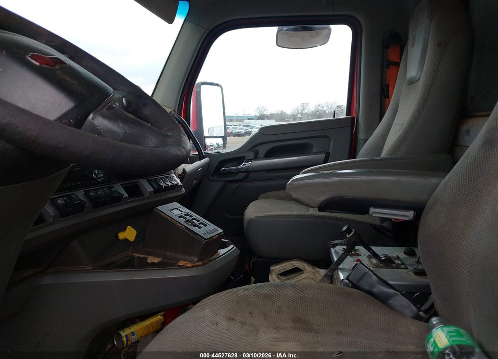 2017 KENWORTH T880 VIN: 1NKZXPTX8HJ147501