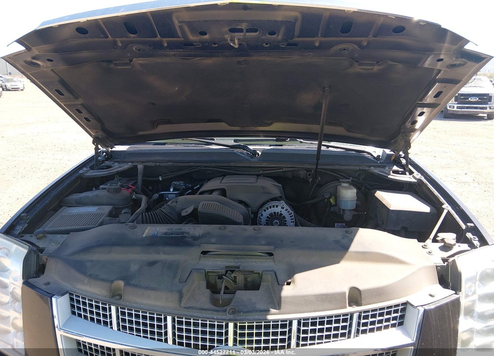 2010 CADILLAC ESCALADE ESV PLATINUM EDITION VIN: 1GYUKKEF9AR193096