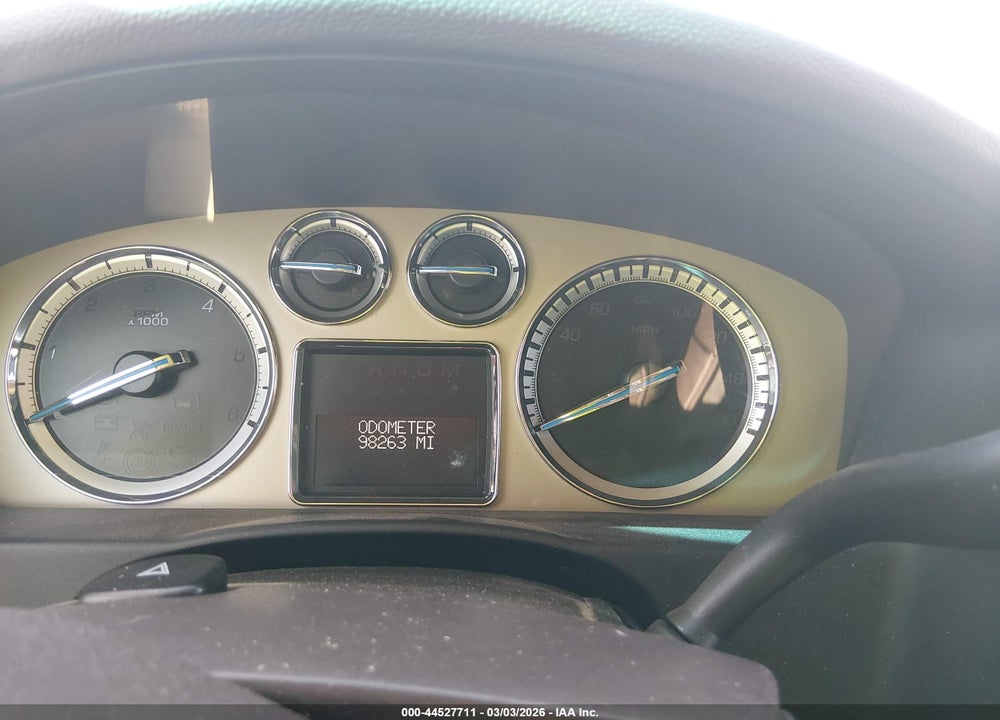 2010 CADILLAC ESCALADE ESV PLATINUM EDITION VIN: 1GYUKKEF9AR193096