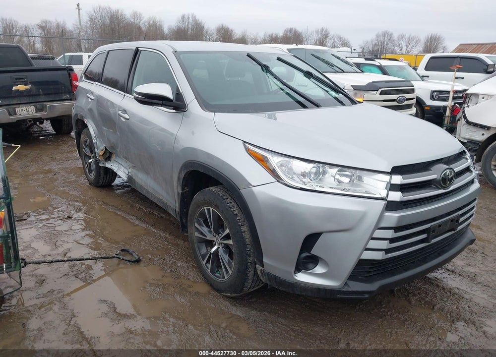 2019 TOYOTA HIGHLANDER LE VIN: 5TDBZRFH6KS734111