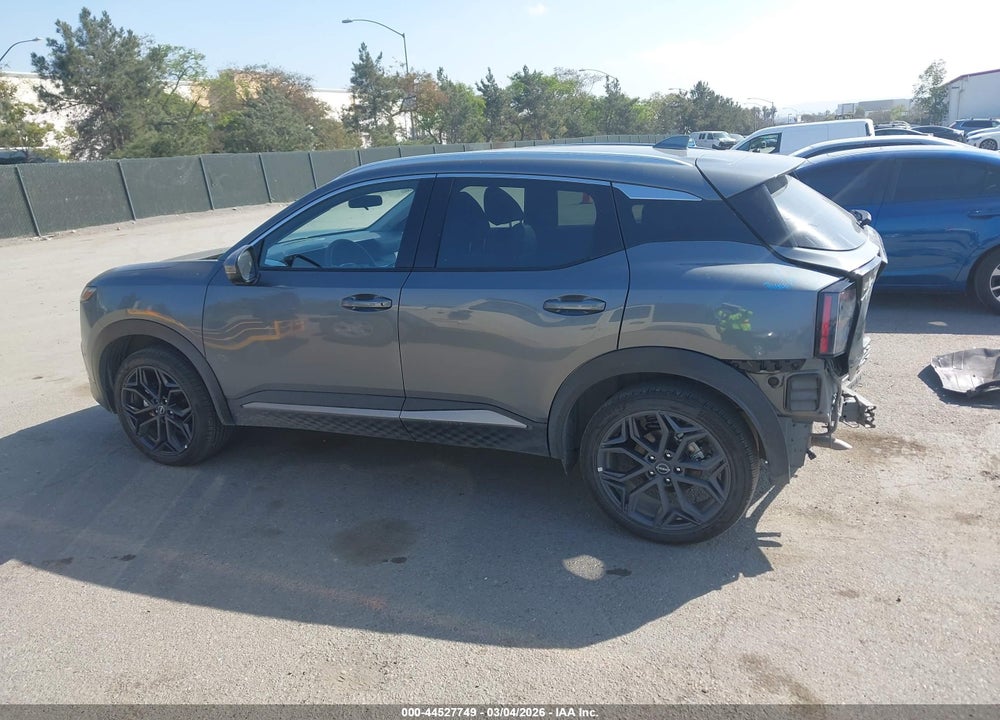 2025 NISSAN KICKS SR FWD VIN: 3N8AP6DA5SL433409