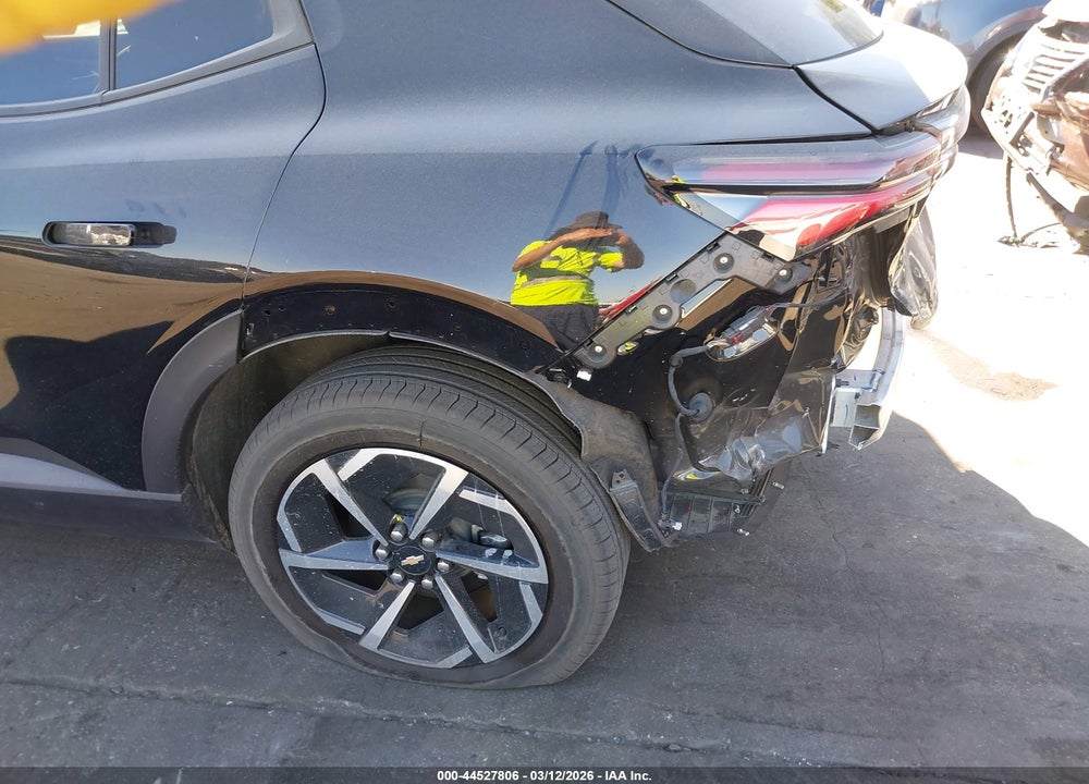 2026 CHEVROLET EQUINOX EV LT 1, FWD VIN: 3GN7DMRP4TS105557