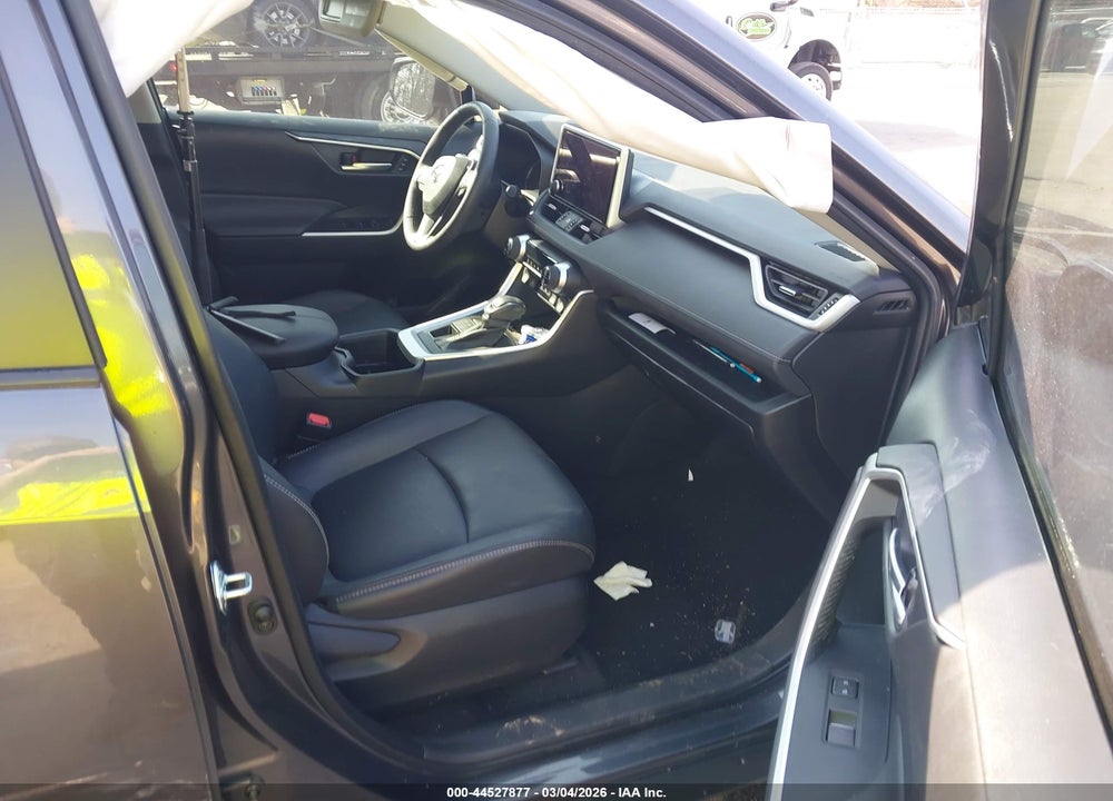 2024 TOYOTA RAV4 XLE PREMIUM VIN: 2T3A1RFV1RC397978