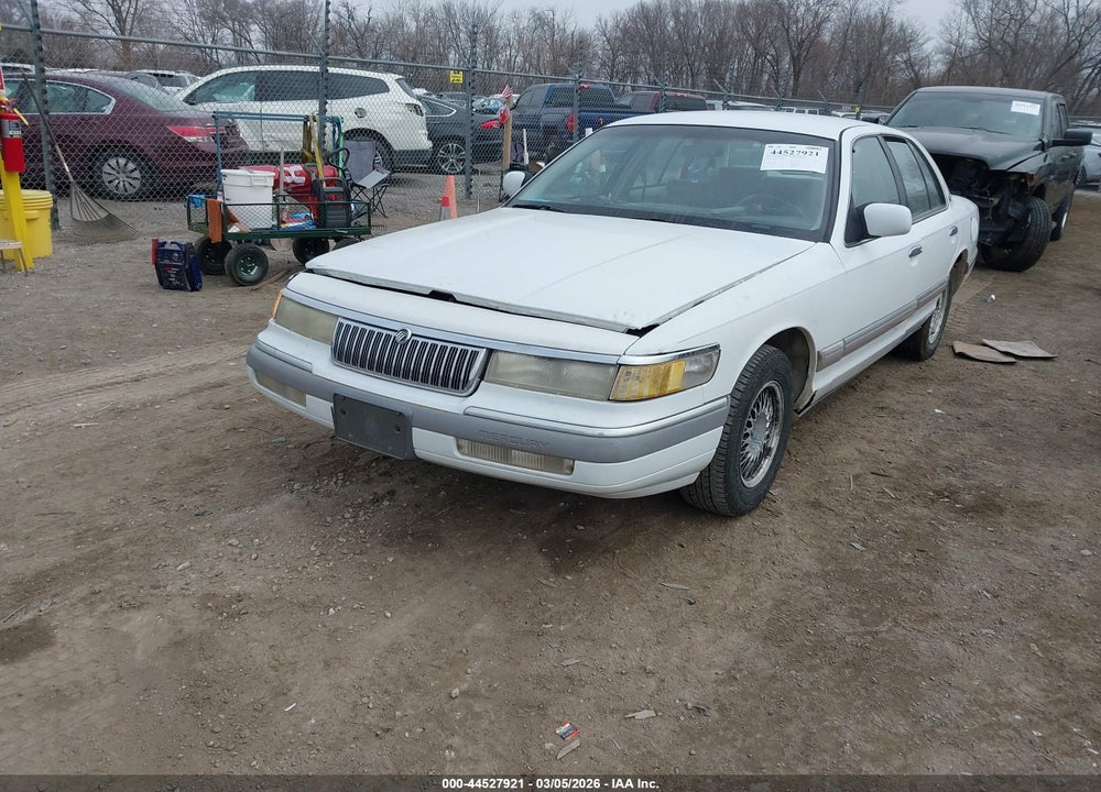 1992 MERCURY GRAND MARQUIS LS VIN: 2MECM75W8NX719088
