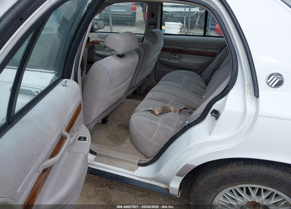 1992 MERCURY GRAND MARQUIS LS VIN: 2MECM75W8NX719088