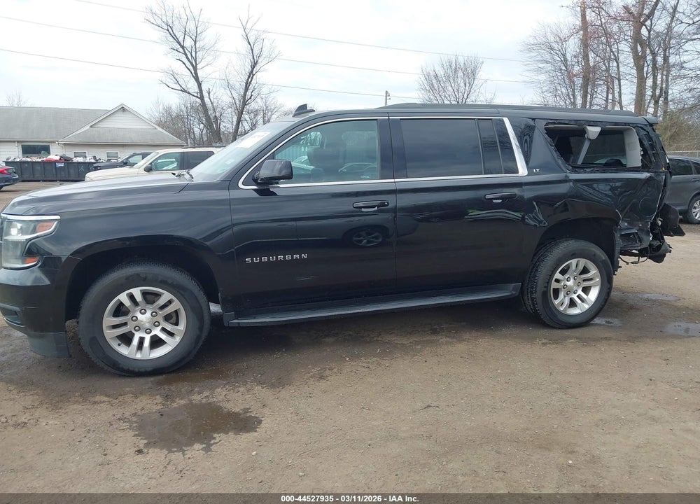 2019 CHEVROLET SUBURBAN LT VIN: 1GNSKHKC5KR178095