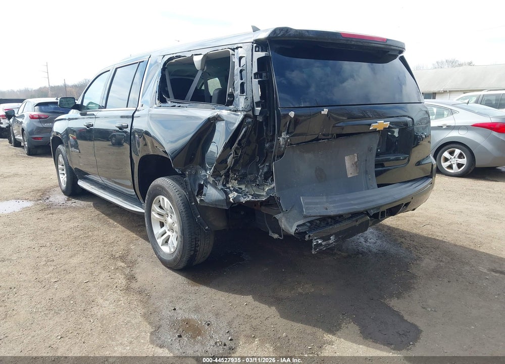 2019 CHEVROLET SUBURBAN LT VIN: 1GNSKHKC5KR178095