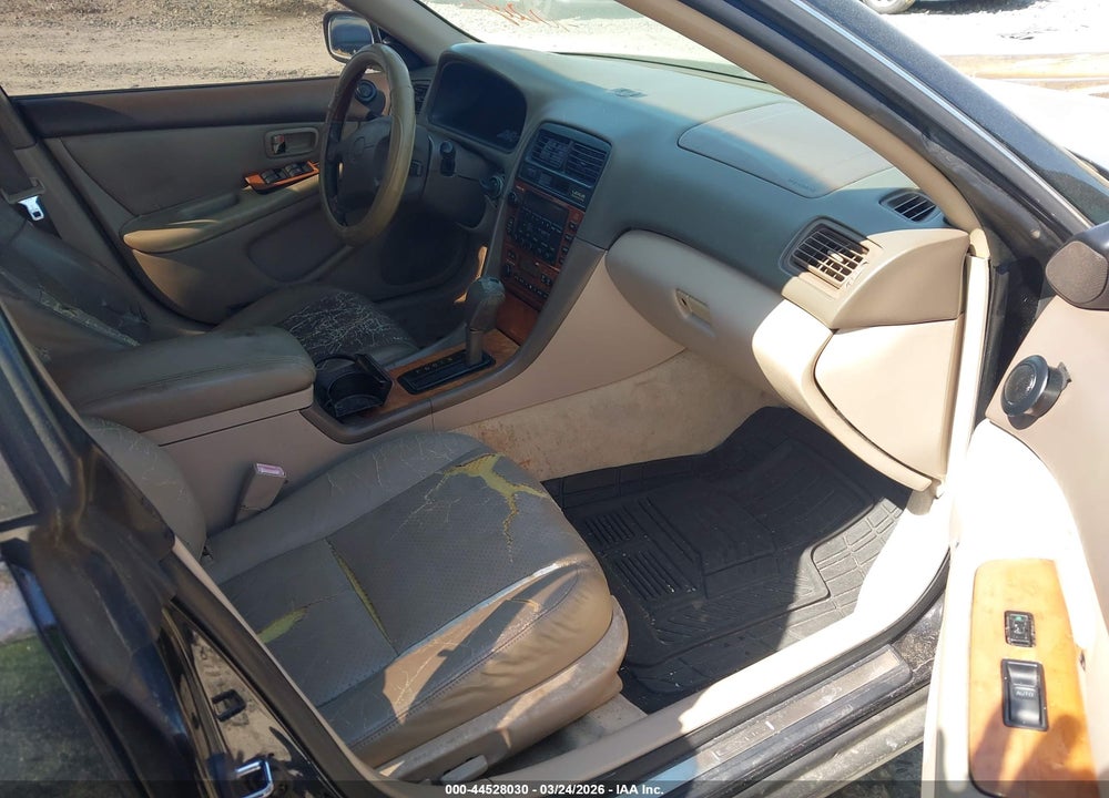 2001 LEXUS ES 300 VIN: JT8BF28G910311351