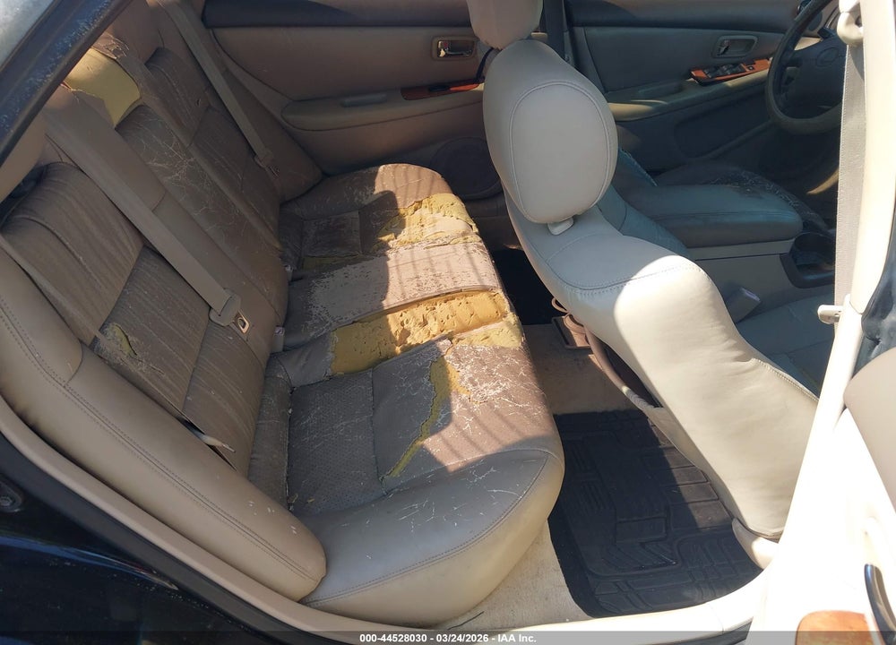 2001 LEXUS ES 300 VIN: JT8BF28G910311351