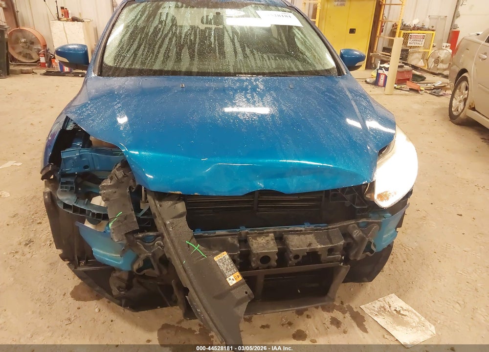 2014 FORD FOCUS SE VIN: 1FADP3K22EL371573