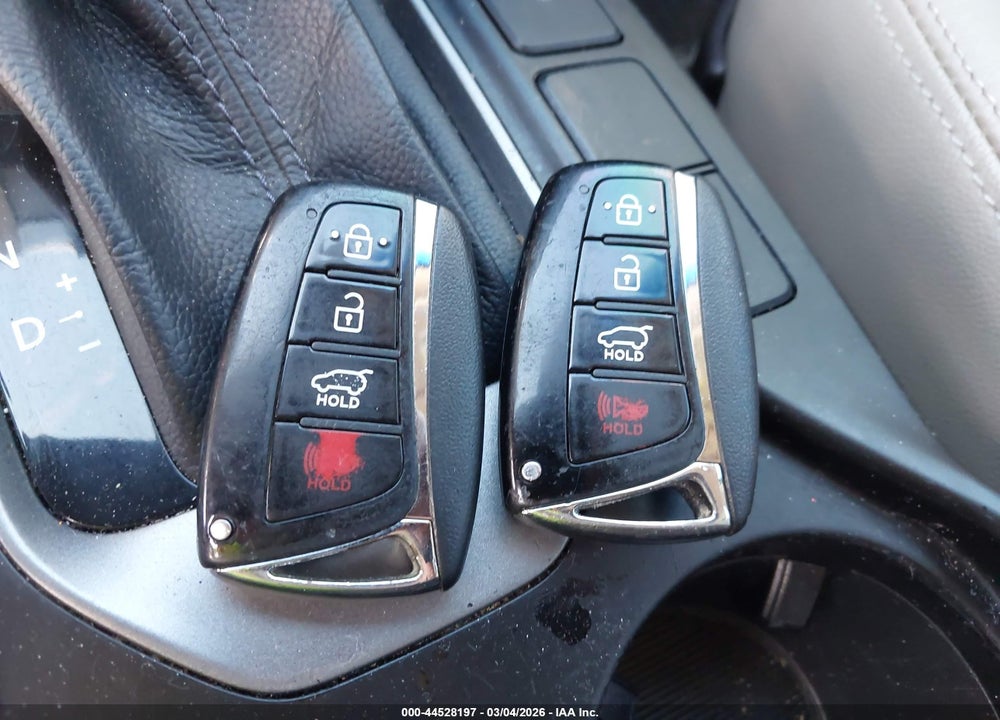 2014 HYUNDAI SANTA FE GLS VIN: KM8SN4HF8EU045614