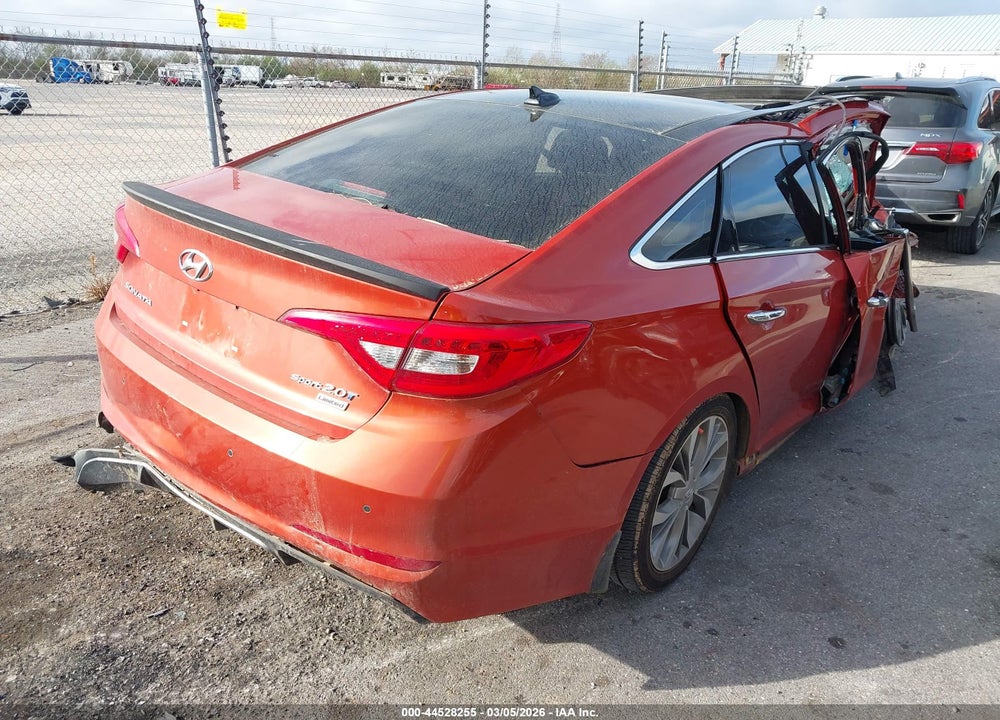 2015 HYUNDAI SONATA LIMITED 2.0T VIN: 5NPE34AB2FH238576