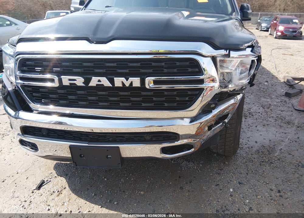 2022 RAM 1500 BIG HORN  4X4 6'4 BOX VIN: 1C6SRFMT6NN128525