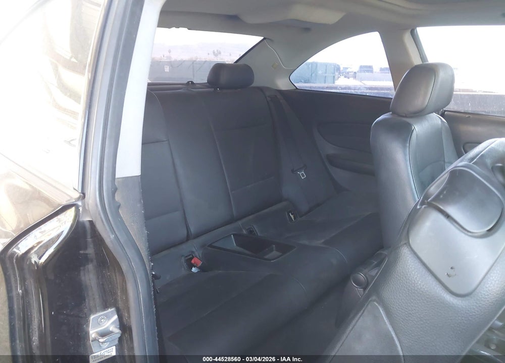 2011 BMW 128I VIN: WBAUP7C58BVK79312