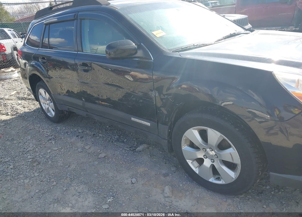2010 SUBARU OUTBACK 2.5I PREMIUM VIN: 4S4BRBCC7A3385150